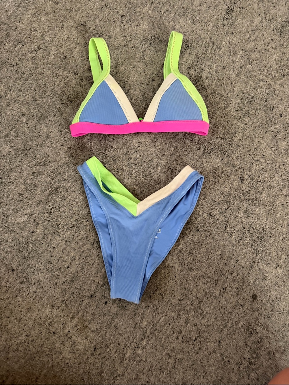 ONEONE Colorblock Triangle Bikini Set